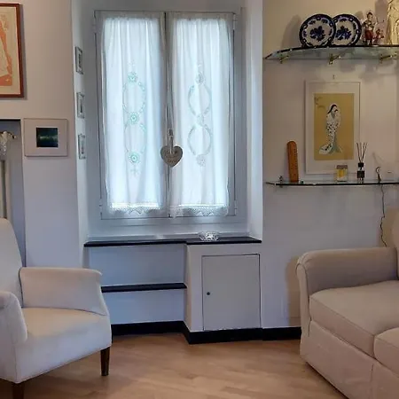 Con Garage Kate * ג'נובה