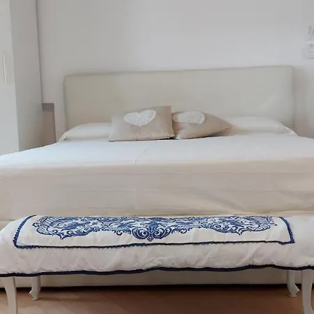 דירה Con Garage Kate